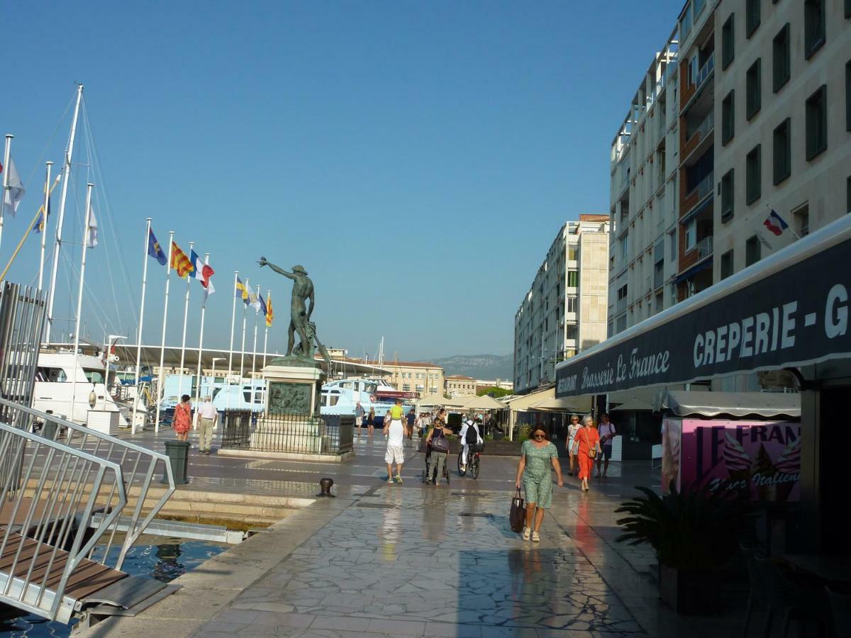 2 Pieces Avec Grande Terrasse - Centre De Toulon Apartment Exterior photo